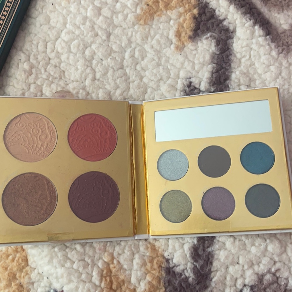 Pur midnight palette